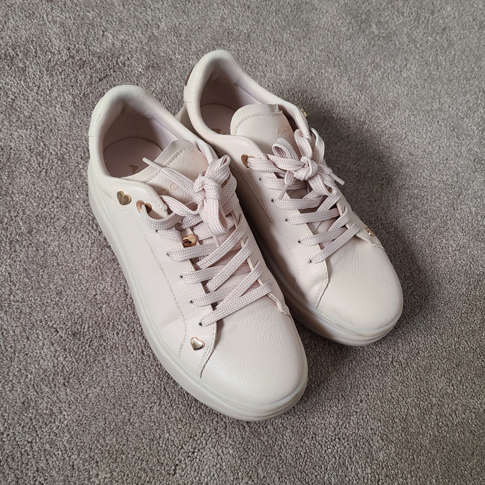 Aldo rosecloud sneakers, Like New